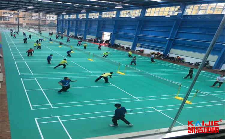 武漢鐵路職業技術學院官網