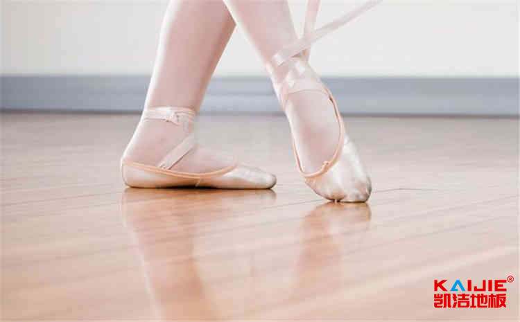 遼寧對外經貿學院官網